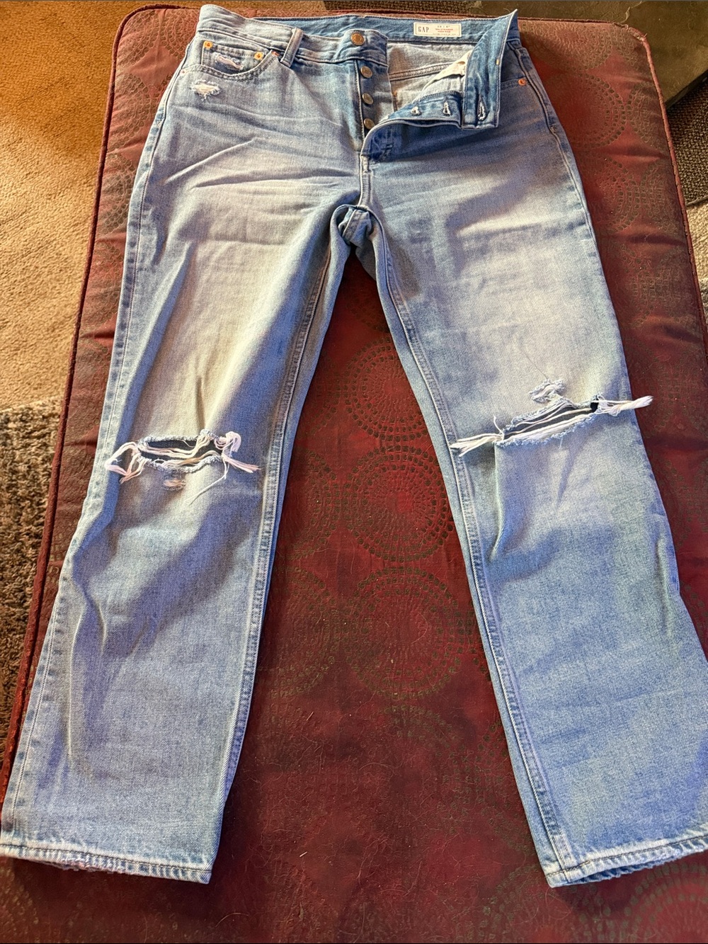 GAP Women's Light Blue Ripped Straight-Leg Jeans